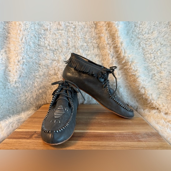 Latigo Etu Leather Moccasins Style 199122 - Picture 8 of 12